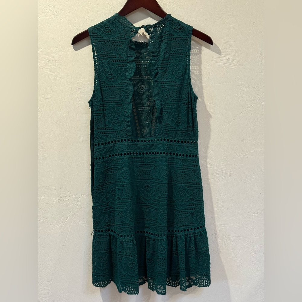 SAYLOR Emerald Green Lace Mini Dress - Picture 4 of 9
